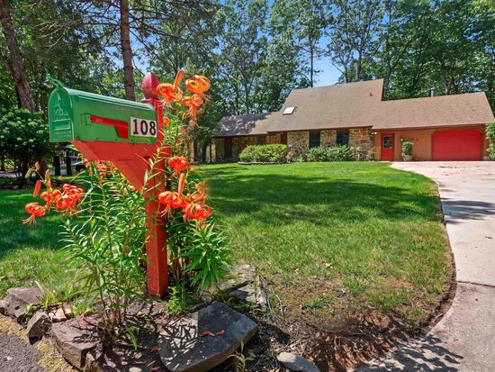 108 Sterling Dr, Galloway, NJ 08205
