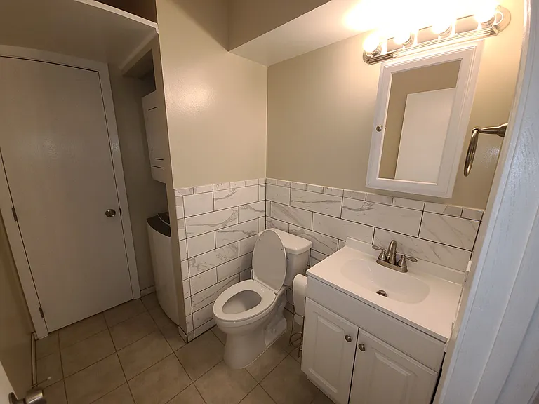 12 Echo Ct #8 — Photo 4