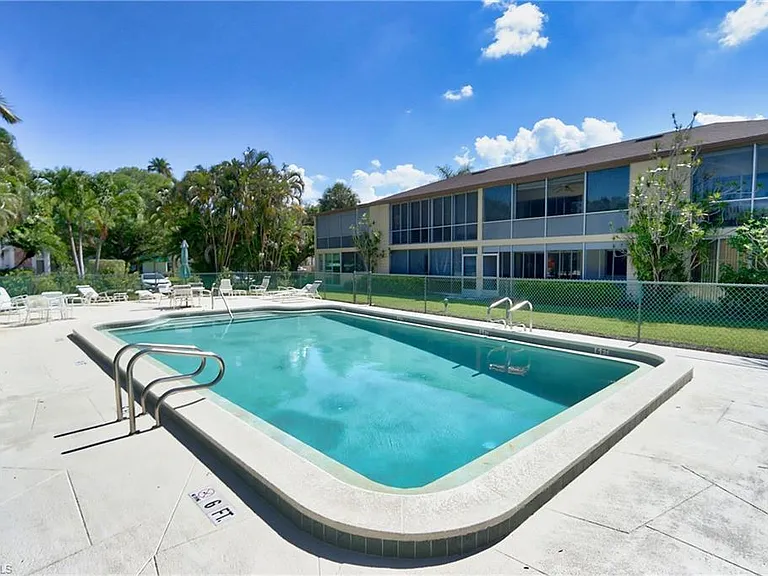 820 Ketch Dr #3 — Photo 18
