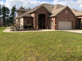 616 Westminster Dr, North Huntingdon, PA 15642