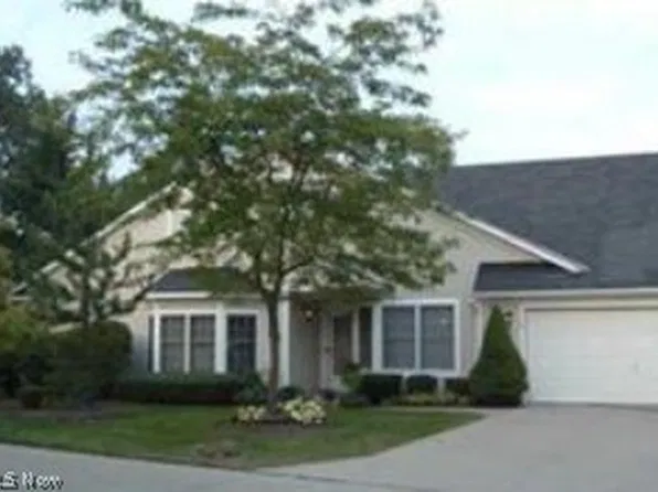 31825 Bayview Dr, Avon Lake, OH 44012