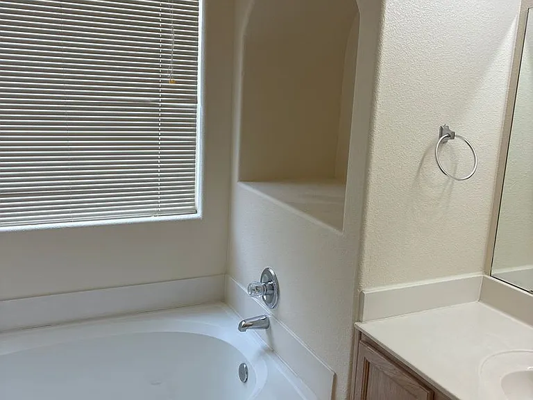 5401 Saturnia Rd NW — Photo 16