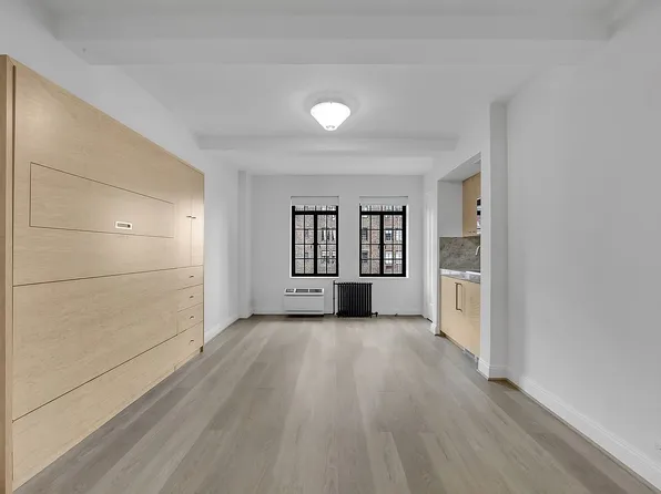 25 Tudor City Pl APT 1103, New York, NY 10017