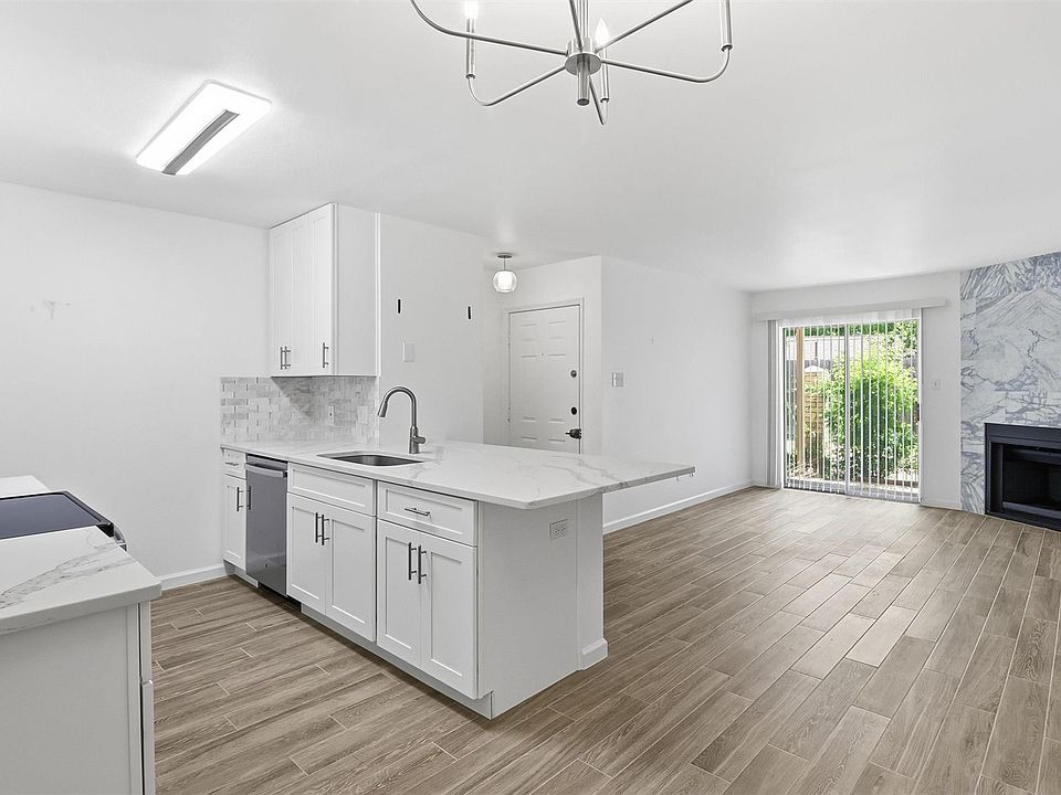 1st image of 12550 Whittington Dr APT 403