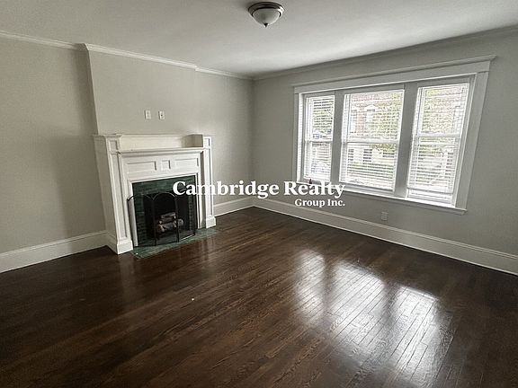 3rd image of 6 Radcliffe Rd #1T