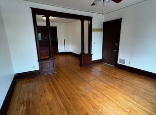1242 E Mifflin St APT 2, Madison, WI 53703