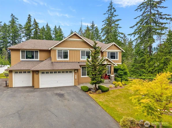 8010 Wenatchee Place NW, Silverdale, WA 98383