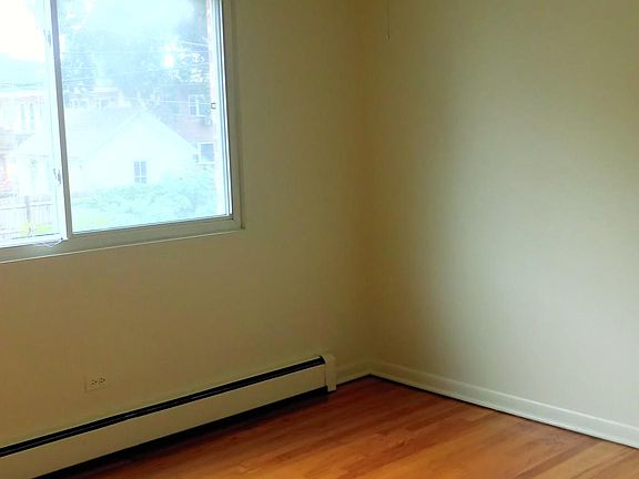 4th image of 125 S Kenilworth Ave APT 14