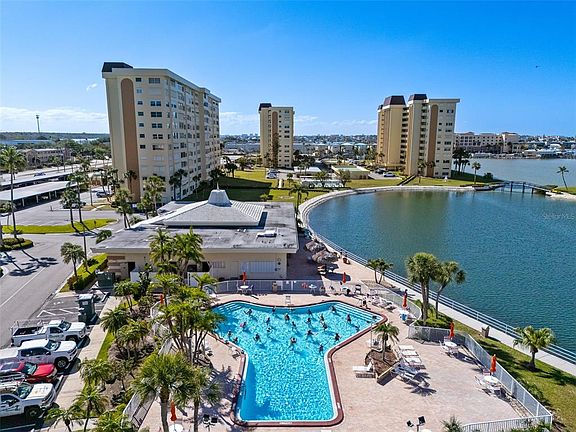 2nd image of 4775 Cove Cir APT 103