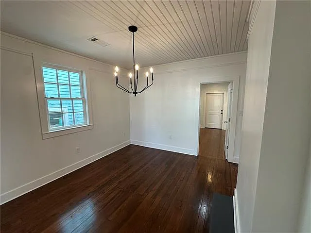 1320 Monroe St — Photo 3
