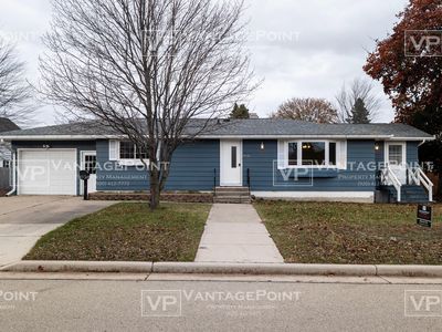 814 W Hosmer St, Marinette, WI, 54143