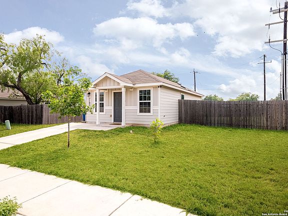 3rd image of 7103 Vista Grove