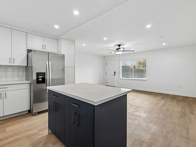 Salt + Sea - Luxury Coastal Apartments near Carlsbad Village — Photo 54