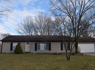 70667 N Driftwood Dr, Edwardsburg, MI 49112