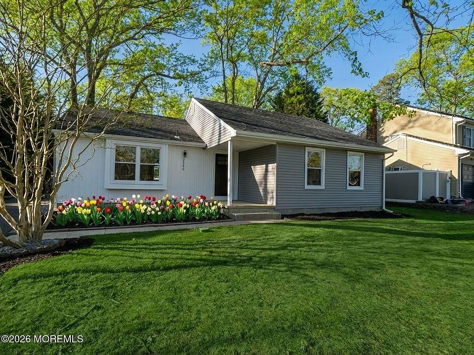1st image of 2365 Huckleberry Road