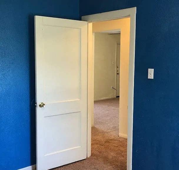 806 Carlisle Ave — Photo 12