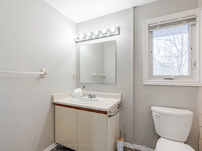 160 Conway Dr #7 — Photo 19