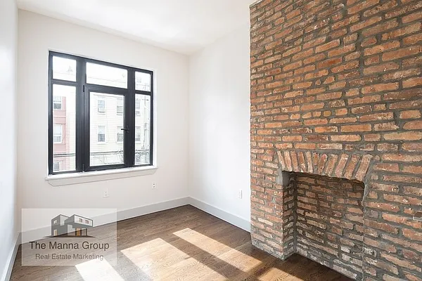 Rented by Bold New York | media 5