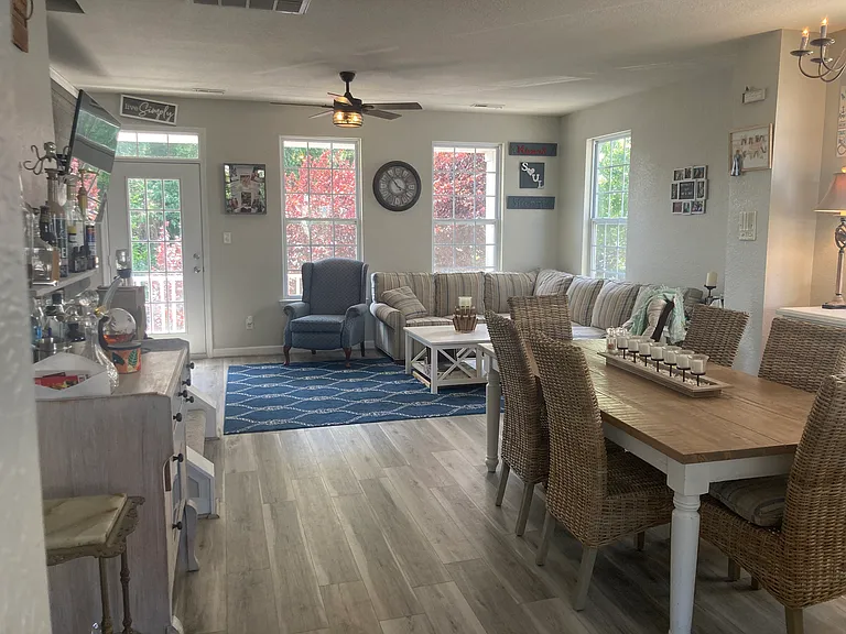 214 Paradise Dr — Photo 26