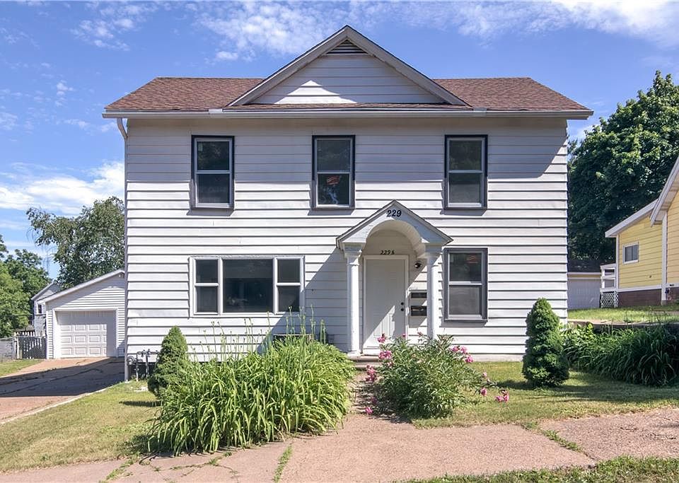 229 W Columbia St 229 W Columbia St Chippewa Falls WI Zillow