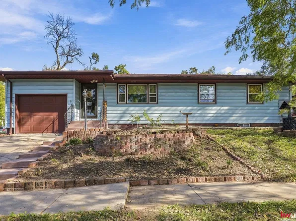 1440 N 68th St, Lincoln, NE 68505