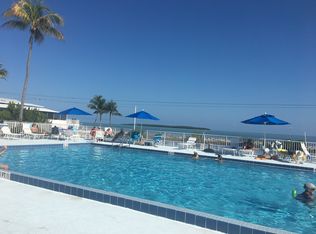 802 S Emerald Dr, Key Largo, FL 33037