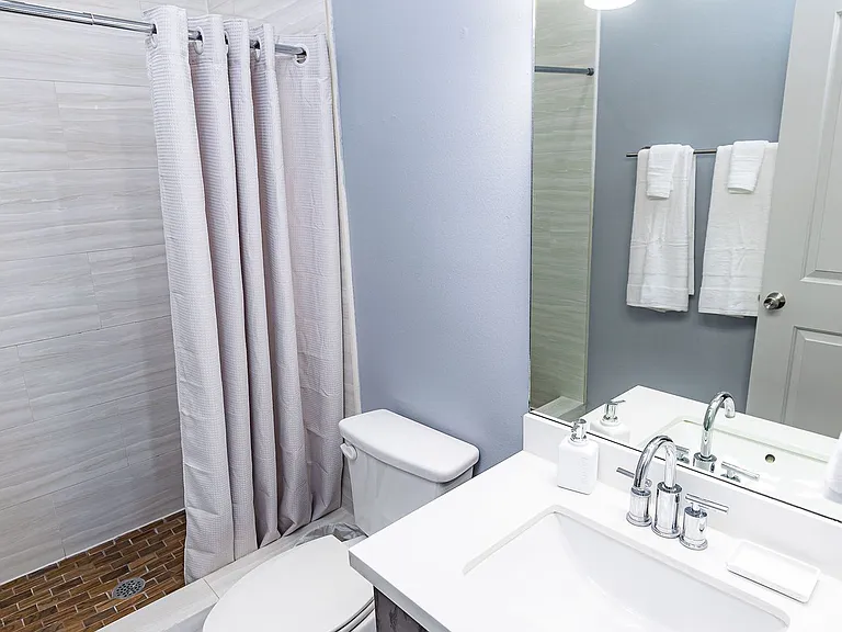Avery Village Apartments & Townhomes — Photo 12