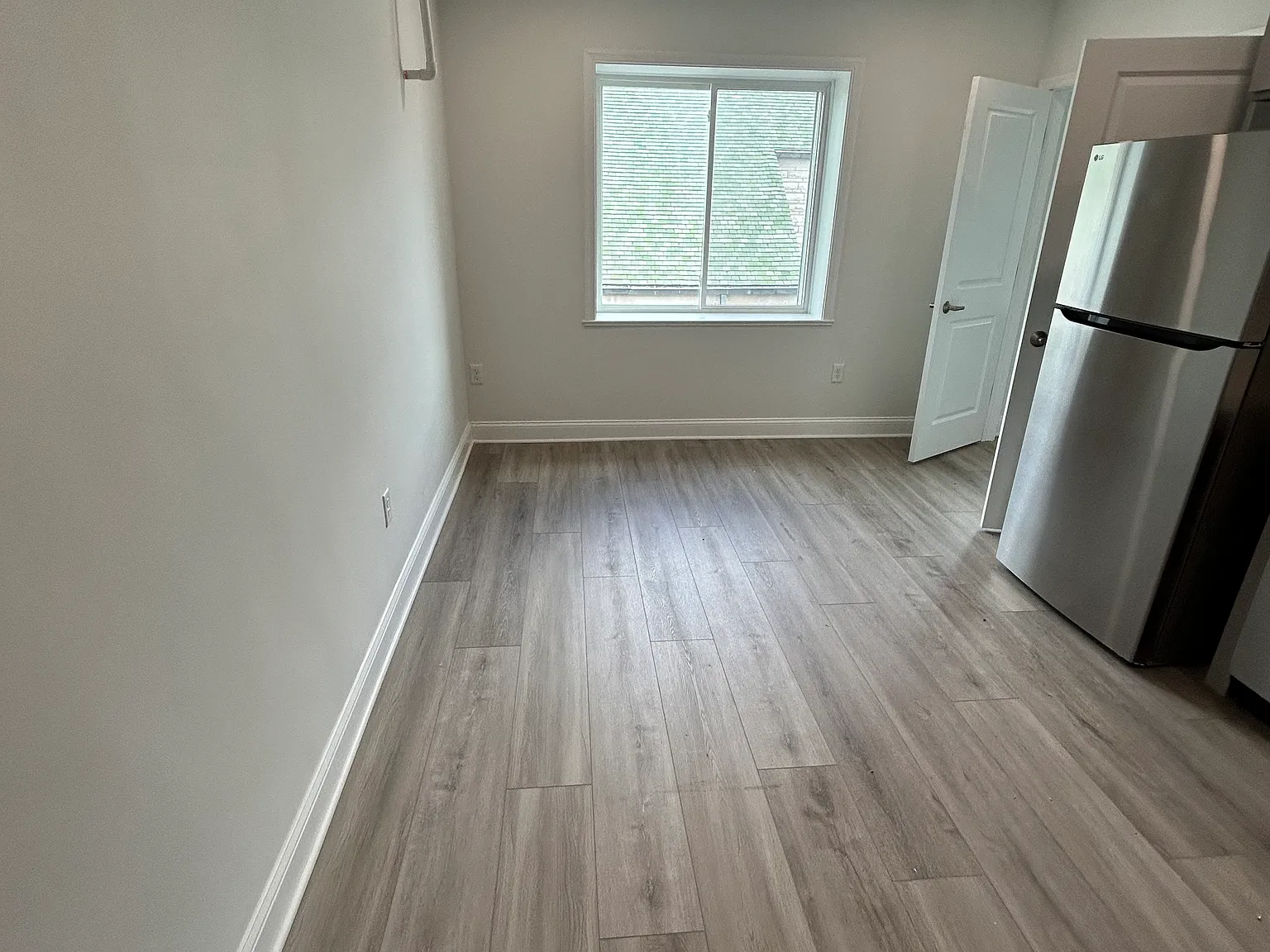 1 bed, $1,200 — Photo 3