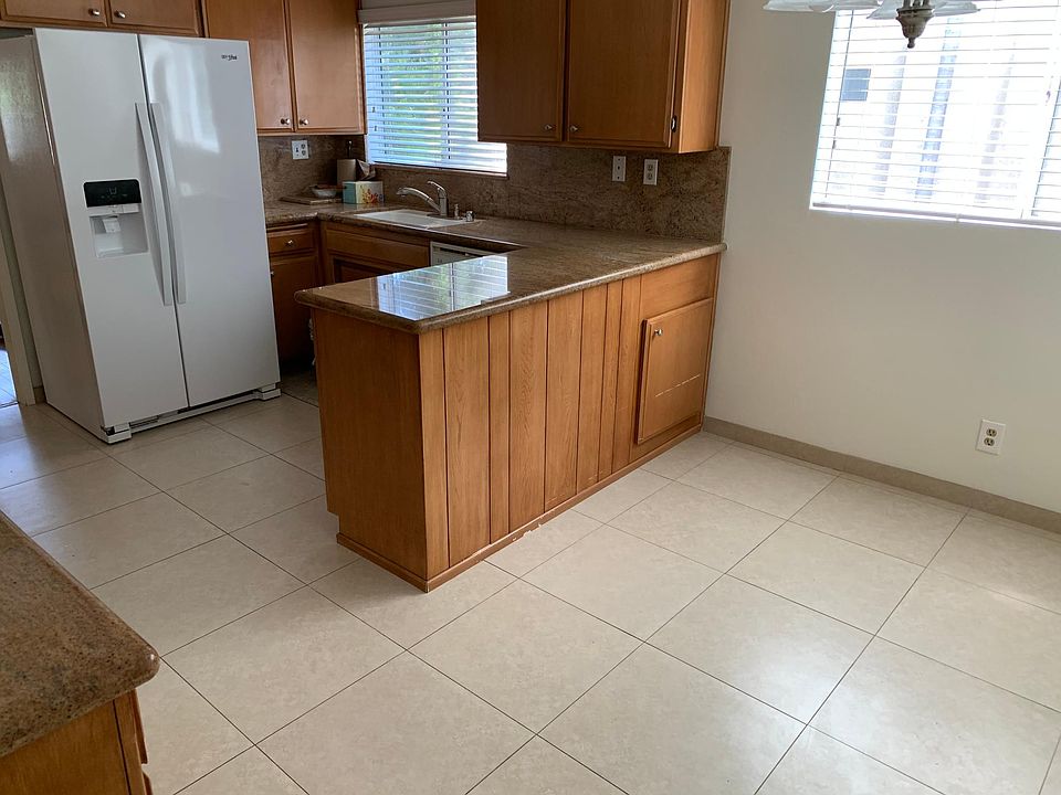 2nd image of 317 S Holt Ave APT 2E