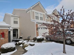 318 Shadow Ridge Dr, Highland Heights, KY 41076