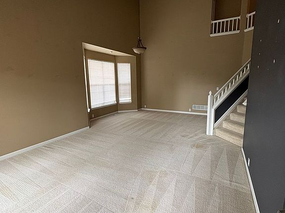 2nd image of 5110 Sand Hill Dr