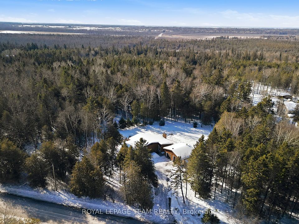 1st image of 941 Corkery Rd