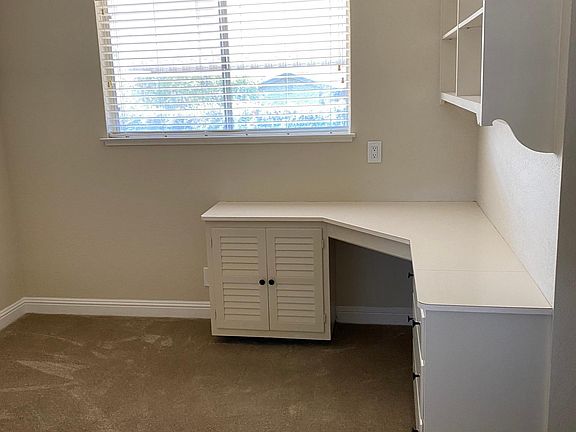 3rd image of 1101 Monica Ln