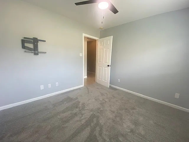 1024 Willow Creek Cir — Photo 19
