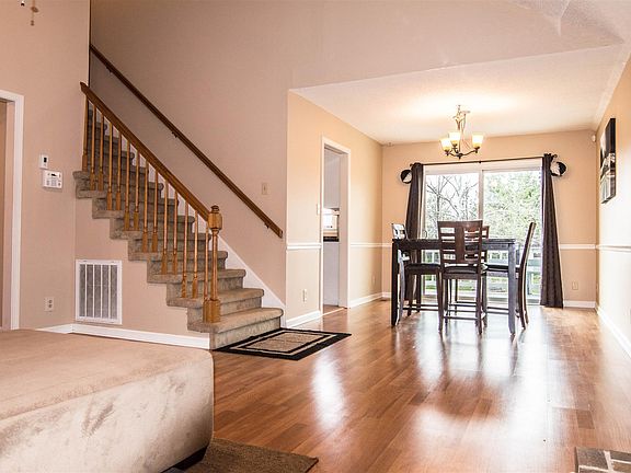 3rd image of 1329 Wennona Dr