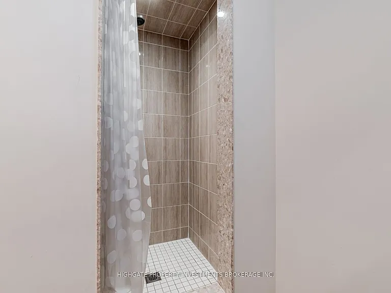 1055 Purus Path #BASEMENT — Photo 18