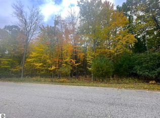 Hilltop Ln, Mount pleasant, MI 48858