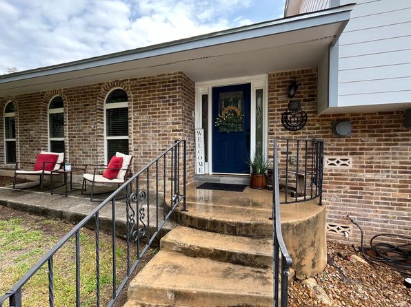 2005 Crooked Creek St