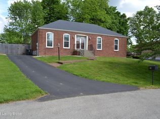 9302 Collingwood Rd, Jeffersontown, KY 40299