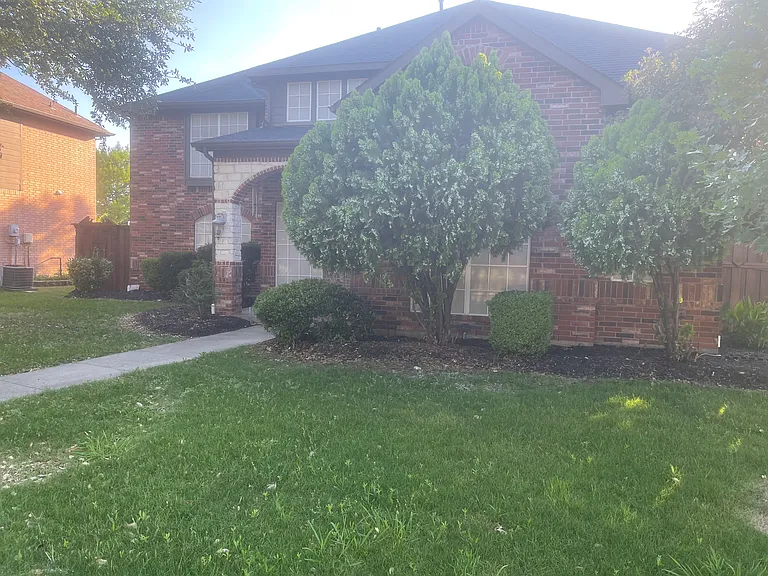 6609 Amesbury Ln — Photo 8