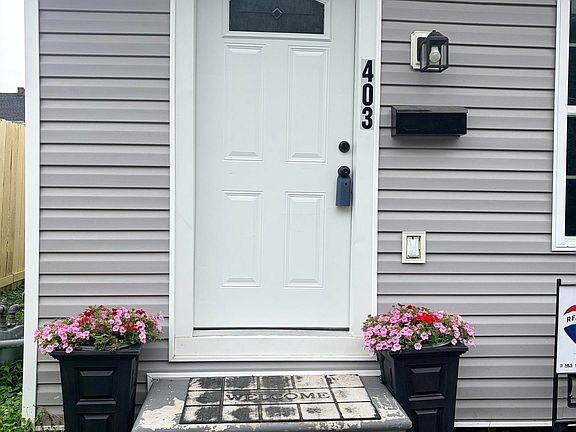 2nd image of 403 N 19th St