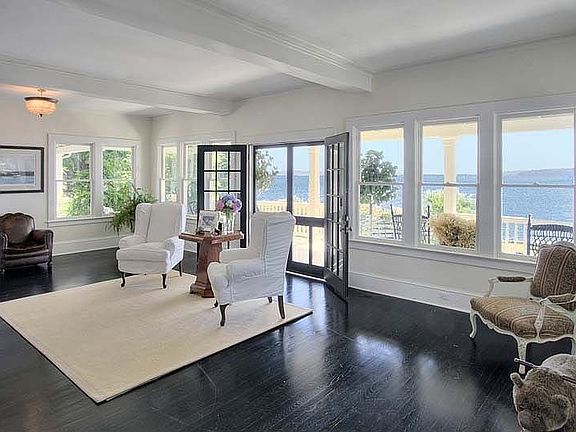 5th image of 10901 NE South Beach Dr