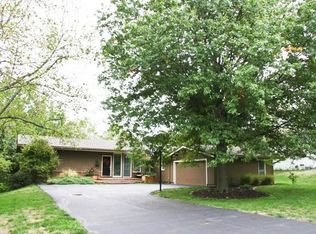 16537 Lamar Ave, Stilwell, KS 66085