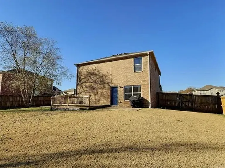 12 Daytona Dr — Photo 29