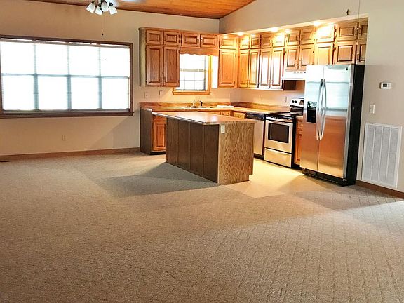 5th image of 811 Oak Lawn Dr