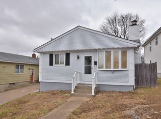 130 Raphael Ave, Providence, RI 02904