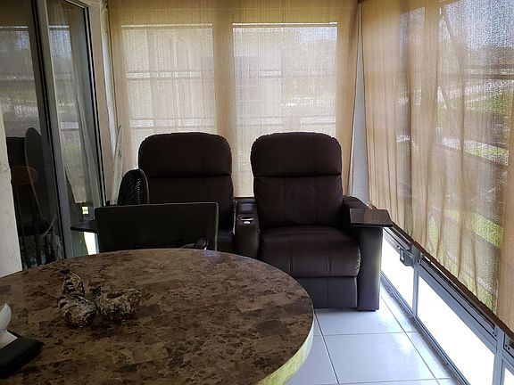Screened in Patio
