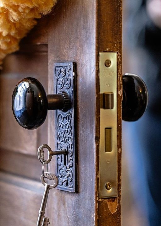 7th image of this home