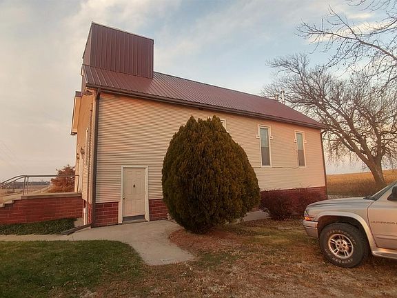 3rd image of 2290 County Road 1900