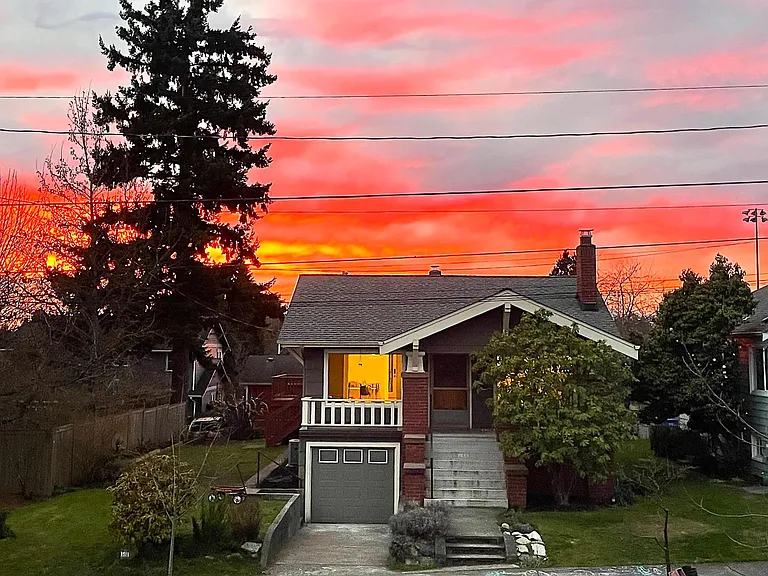 Sun setting over the Loyal Heights Bungalow